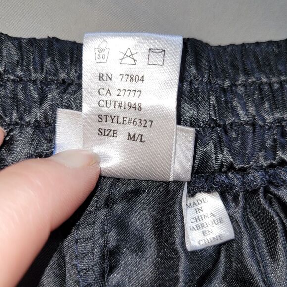 Los Angeles County Prison black shorts M/L - Picture 4 of 4